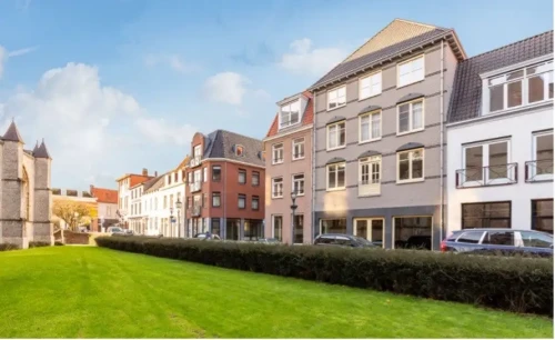 Basiliekstraatje, Hulst