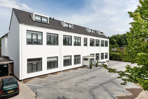 Woning aan de Canisiushof te Waalre