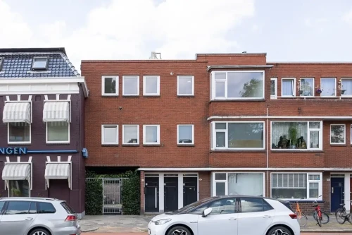 Woning aan de Damsterdiep te Groningen