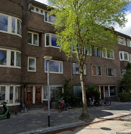 Woning aan de Eyssoniusplein te Groningen