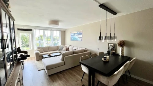 Woning aan de Gravin Juliana van Stolberglaan te Leidschendam