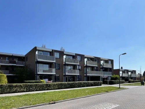 Luit Looymanshof, Oudenbosch