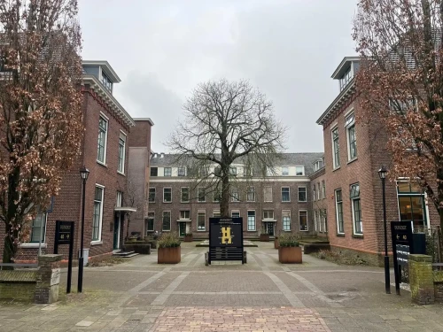 Rhijngeesterstraatweg, Oegstgeest