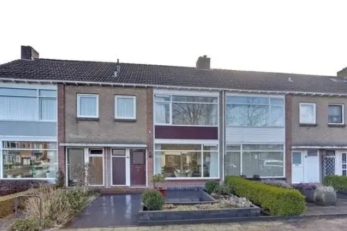 Woning aan de Sjollemastraat te Heerenveen