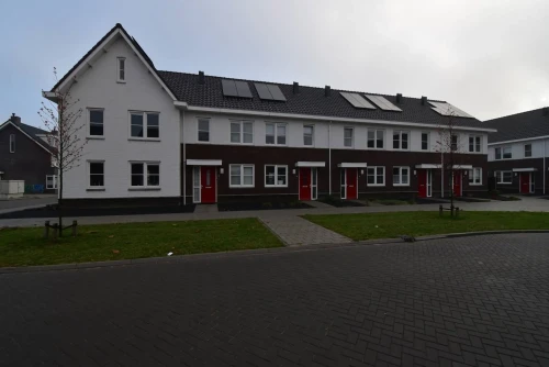 Woning aan de Aardbeivlinder te Tiel