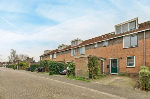 Woning aan de Annie M.G. Schmidtlaan te Oegstgeest