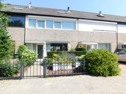 Bronkhorst, Oosterhout