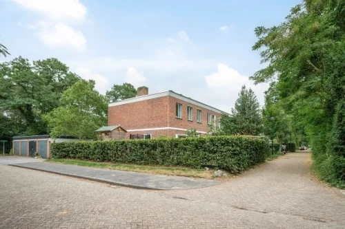 Couperusstraat, Son en Breugel