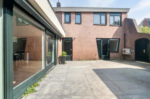 Rosa Spierstraat, Hoofddorp