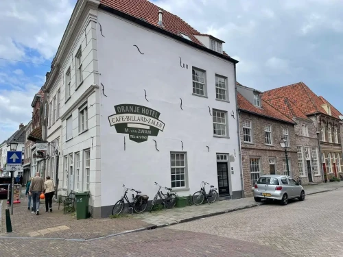 Brugstraat, Grave